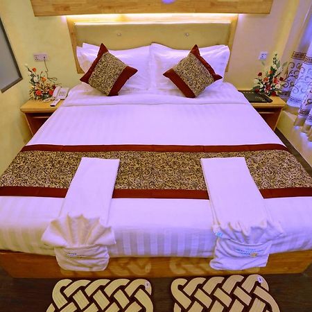 Relax Mandalay Hotel Dış mekan fotoğraf